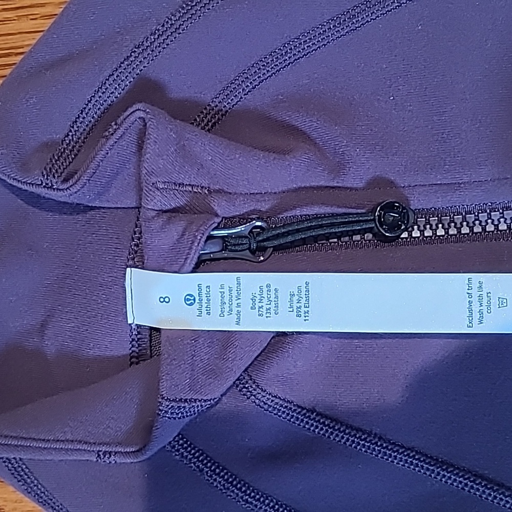 Lululemon Scuba Pullover - Picture 2 of 4